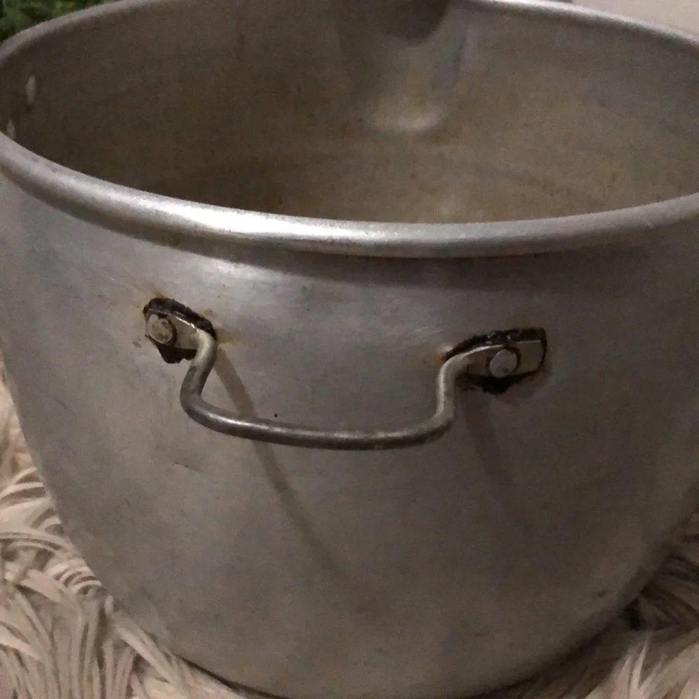 Vntg Metal “Jelly”Pot With Handle-Used Condition-9.5in diameter x 6.5 deep